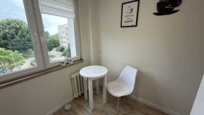Jasne 2 pokoje | osobna kuchnia | 2 piętro