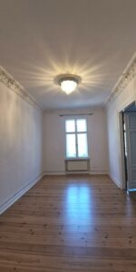 Apartament ze sztukaterią w centrum, 3 pok, 103m2