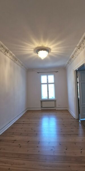 Apartament ze sztukaterią w centrum, 3 pok, 103m2