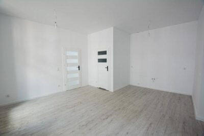 Śródmieście 3 pokoje, balkon, po remoncie, 1 p.