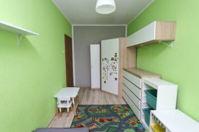 Na sprzedaż 3-pokojowe mieszkanie z balkonem
