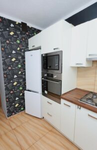 Na sprzedaż 3-pokojowe mieszkanie z balkonem