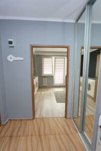 Na sprzedaż 3-pokojowe mieszkanie z balkonem