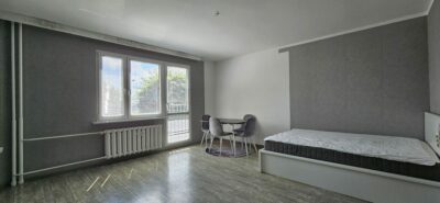 Duża kawalerka przy Rondzie Uniwersyteckim
