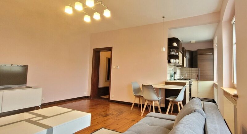 2-pokojowe mieszkanie 50 m², 2 piętro!