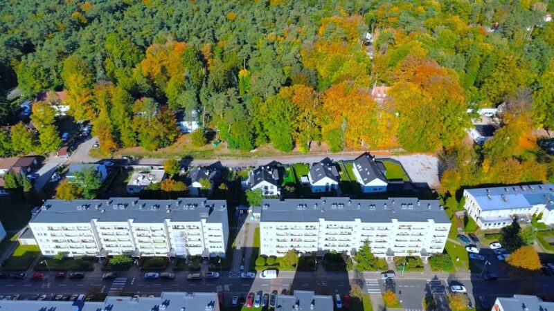 Roweckiego - Dwa Pokoje z balkonem Piwnicą-Police