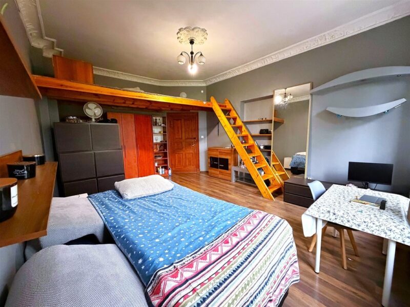 123m|4Pokoje|Dwie|Piwnice|Balkon