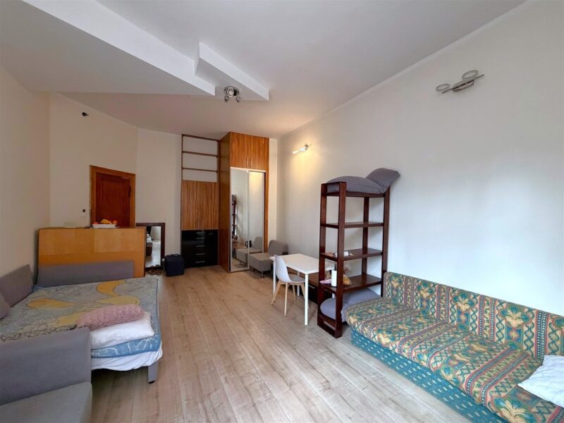 123m|4Pokoje|Dwie|Piwnice|Balkon