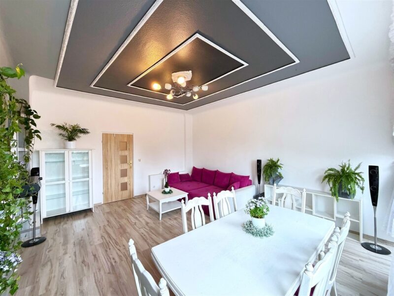75m2 Mieszkanie/ 3 Pokoje/ 17m piwnica/ Balkon!