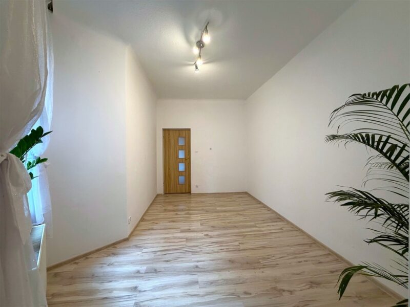 75m2 Mieszkanie/ 3 Pokoje/ 17m piwnica/ Balkon!