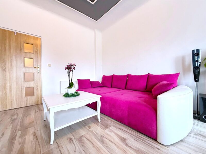 75m2 Mieszkanie/ 3 Pokoje/ 17m piwnica/ Balkon!