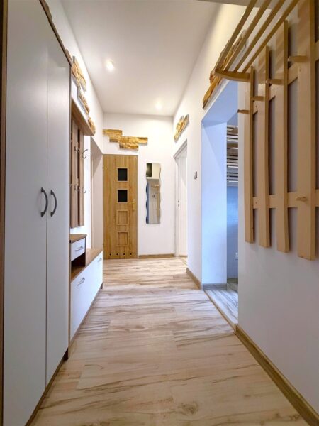 75m2 Mieszkanie/ 3 Pokoje/ 17m piwnica/ Balkon!