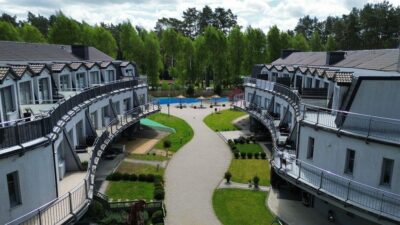 Apartament z Basenem, Kortami Tenisowymi, Tarasem!
