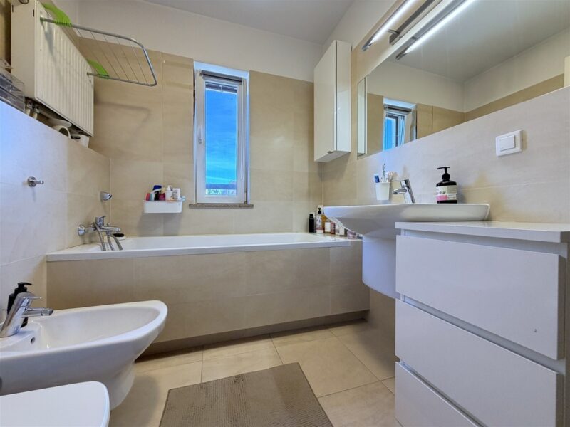 4 Pokoje- Balkon- Taras-Kom Lok- Garaż (W cenie!)