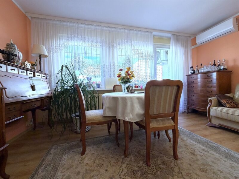 3 Pokoje z Balkonem - Piwnicą ul. Roweckiego