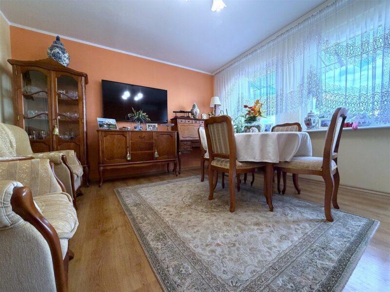 3 Pokoje z Balkonem - Piwnicą ul. Roweckiego