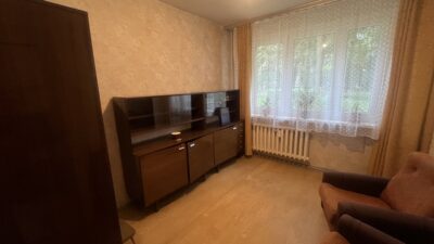 2 rozkładowe pokoje ,parter/4 okol. Książąt.