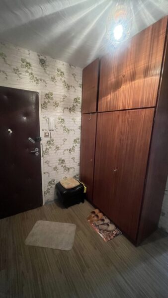2 rozkładowe pokoje ,parter/4 okol. Książąt.