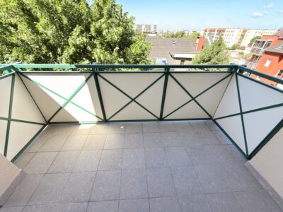 Os. Majowe 2 pokoje, balkon- piękny widok, 2000r