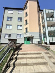 Os. Majowe 2 pokoje, balkon- piękny widok, 2000r