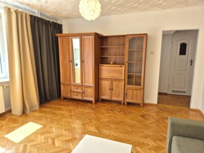 Śródmieście - duża kawalerka z osobną kuchnią