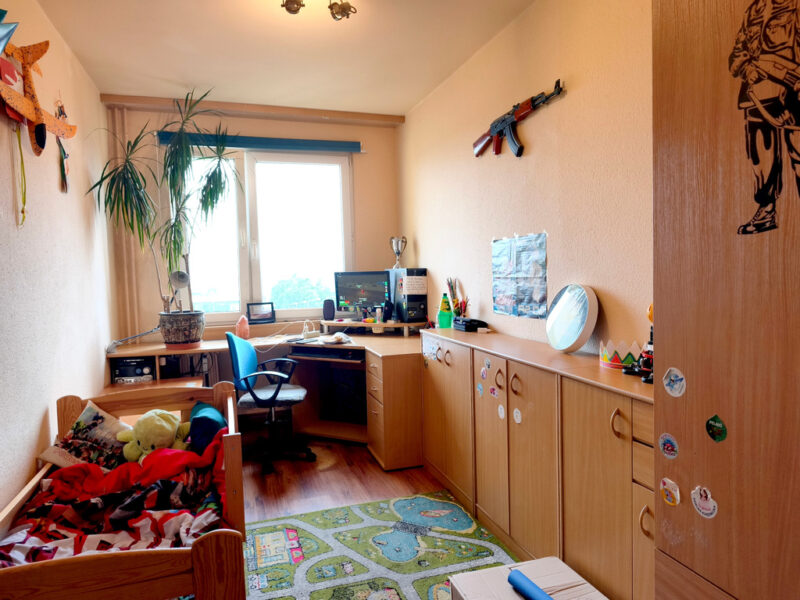 4 pokoje, balkon, piwnica