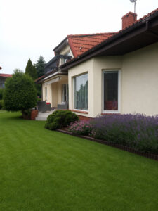 Mierzyn dom wolnostojący 285 m2 na działce 680 m2.