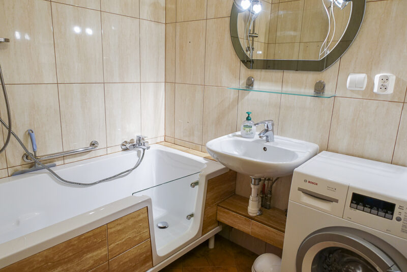 Pomorzany 4 pokoje, 74,59 m2, balkon IV p. widok,
