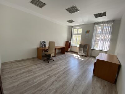 LOKAL USŁUGOWY 108 M2, AL. W. POLSKIEGO 47