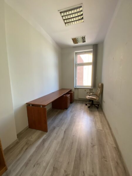 LOKAL USŁUGOWY 108 M2, AL. W. POLSKIEGO 47