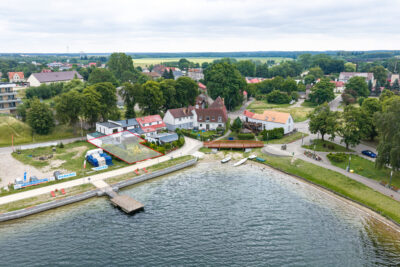 Dom nad jeziorem Ińsko