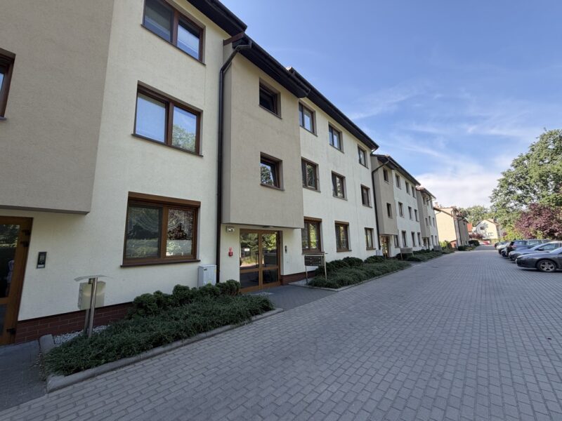 3 pokoje, ogródek i miejscem postojowym NOWY BLOK