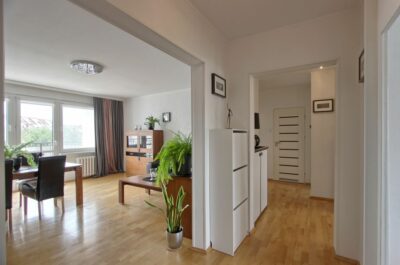 Wysoki standard, dobry rozkład! Balkon, piwnica