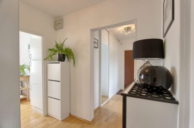 Wysoki standard, dobry rozkład! Balkon, piwnica