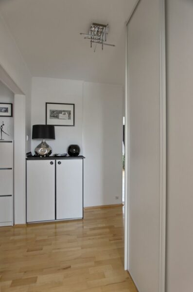 Wysoki standard, dobry rozkład! Balkon, piwnica