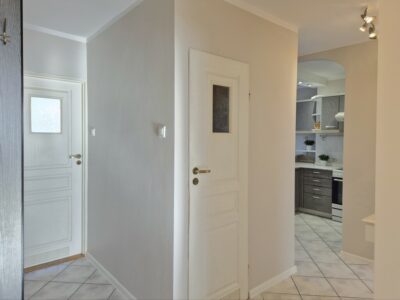 Przestronne 2 pokoje z garażem (możliwe 3)