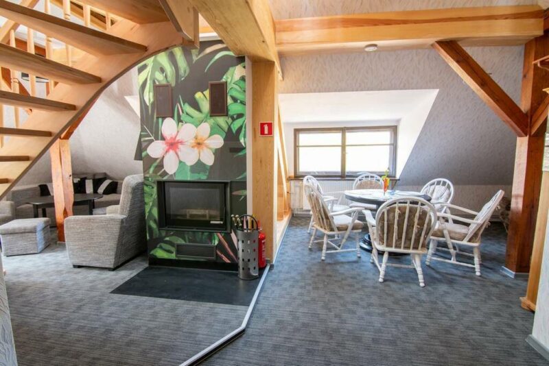 Kompleks Hotelowy z Basenem i SPA – Borne Sulinowo