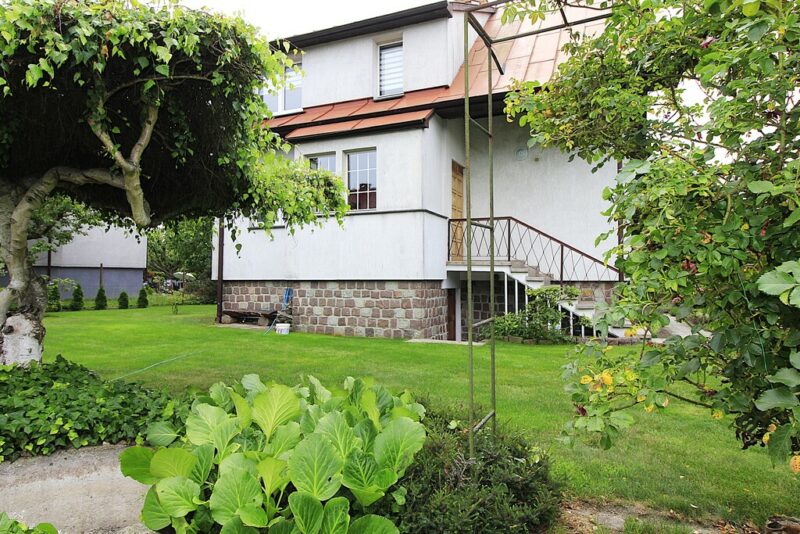 Przestronny dom wolnostojący z garażem-Stargard