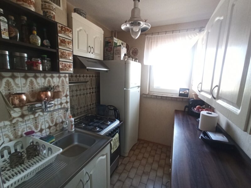 Wyposażone 2 pokoje, odrębna kuchnia, balkon!