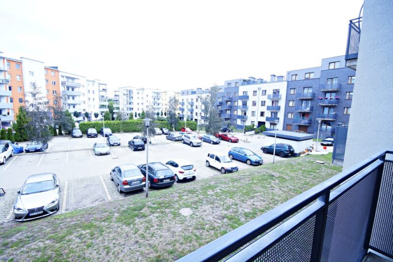 Kawalerka z balkonem i miejscem parkingowym