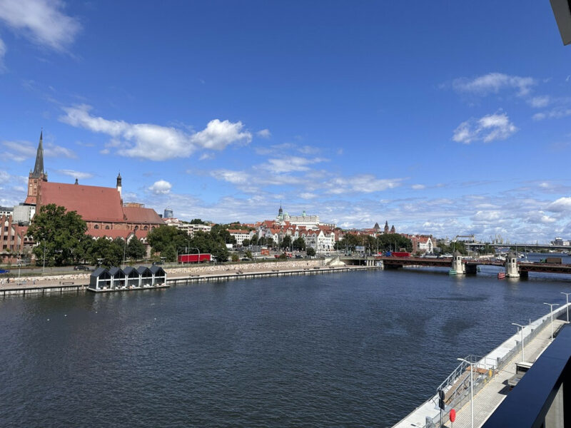 Luksusowy apartament | Nad Odrą | balkon|garaż