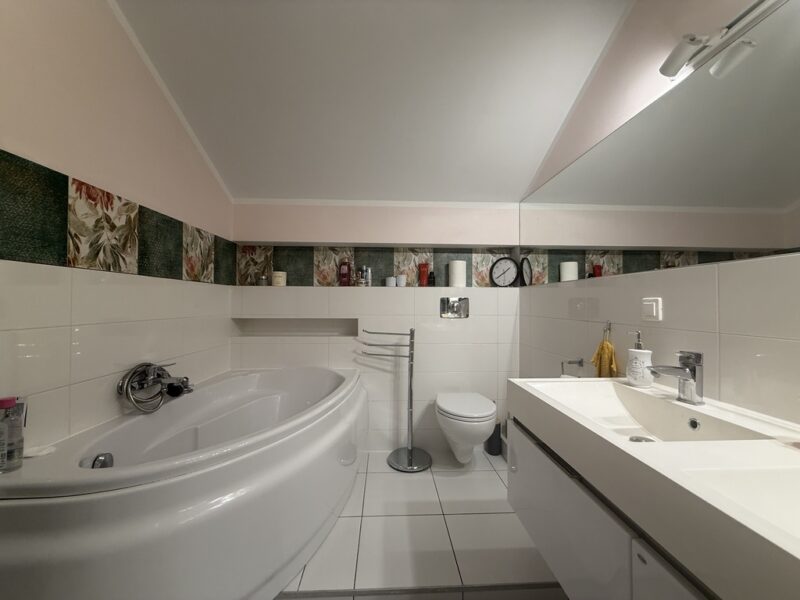 Nowe Miasto | 5 pokoi | 109,2 m² | 2 tarasy
