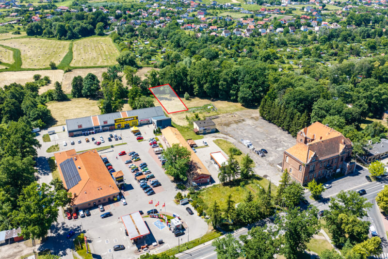 Działka inwestycyjna 1331 m² | Centrum Chojny