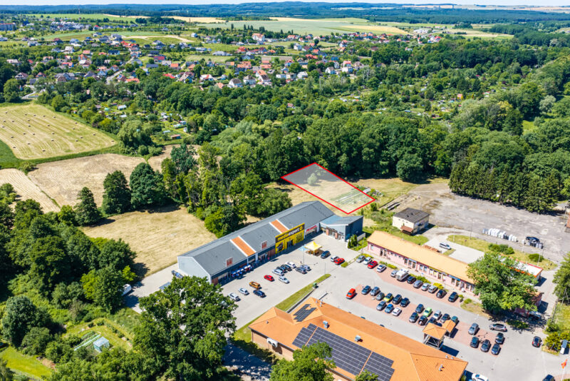 Działka inwestycyjna 1331 m² | Centrum Chojny