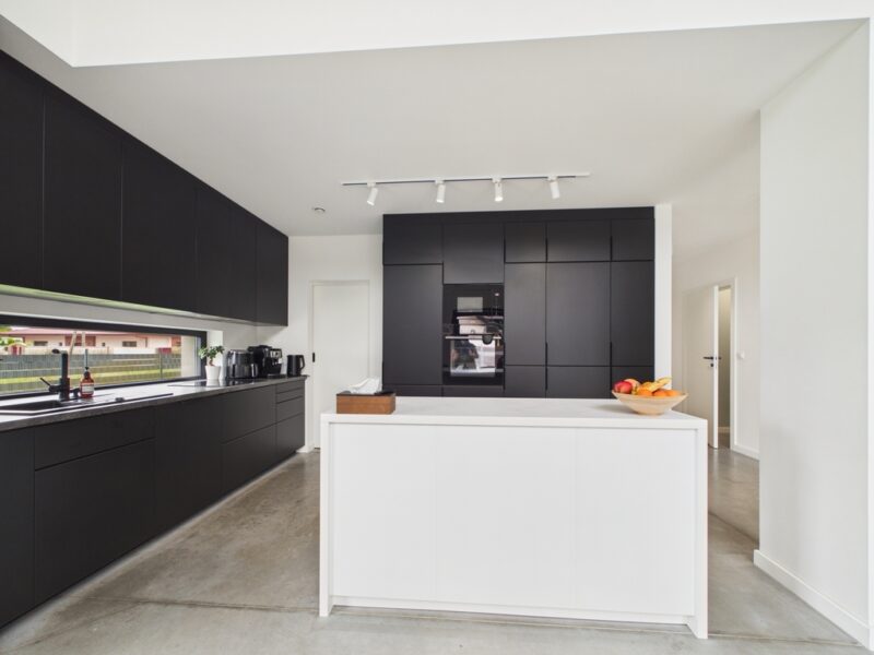 Dom wolnostojący 187 m² | działka 1038 m² |