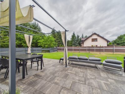 Dom wolnostojący 187 m² | działka 1038 m² |