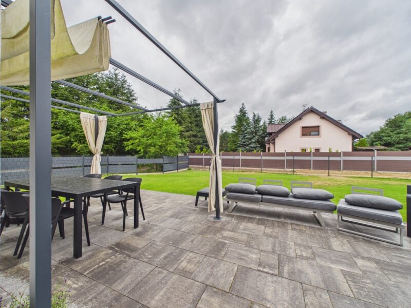 Dom wolnostojący 187 m² | działka 1038 m² |