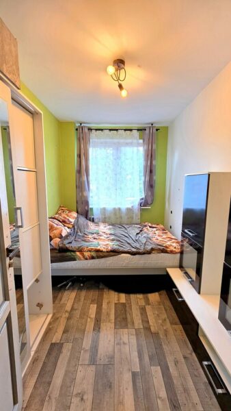 Spółdz.-własn. 4.pokoje na parterze z balkonem