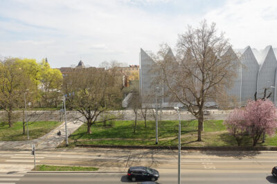 Blisko Wałów Chrobrego, Filharmonii, Parku