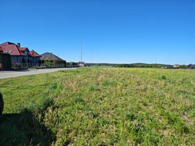 Przybiernów działka budowlana 1075 m2 140.000 zł
